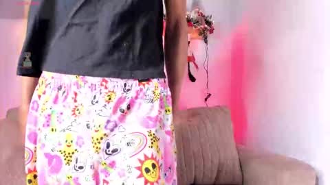 Snapshot of twinksboys_23 chatting on November 13, 12:15 pm twinksboys_23 online show from November 13, 12:15 pm