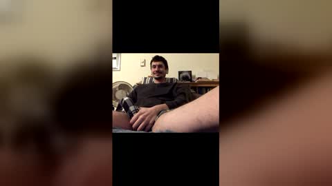 TwinkyMcgee online show from December 5, 7:28 am