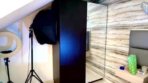 twinslovers_ online show from November 15, 7:54 pm