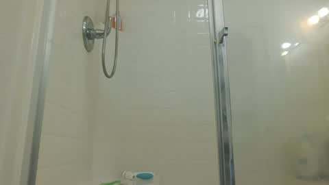 Snapshot of twistedlilpunk chatting on January 20, 5:37 am twistedlilpunk online show from January 20, 5:37 am