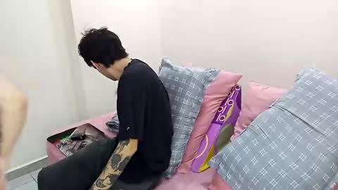 Snapshot of two_souls69 chatting on December 2, 8:59 pm Matt online show from December 2, 8:59 pm