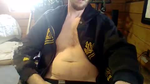 twootall online show from February 18, 5:21 pm