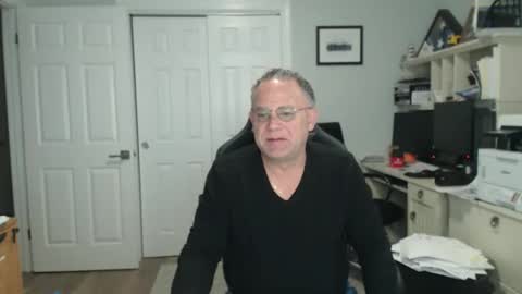 Twopeopleinlove online show from January 7, 11:23 am