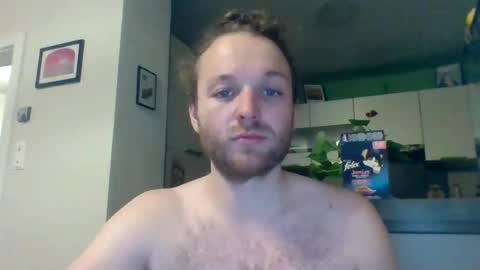 tworoardsdiverge online show from December 3, 11:25 pm