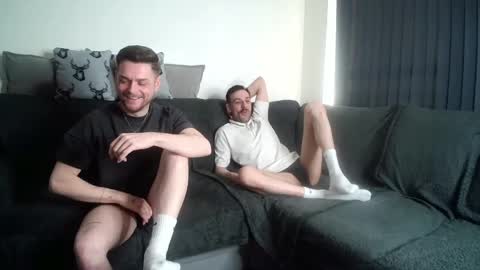 RyanRowan online show from April 24, 6:32 pm