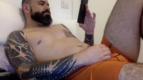 Snapshot of txalkan6060 chatting on February 22, 9:59 pm txalkan6060 online show from February 22, 9:59 pm