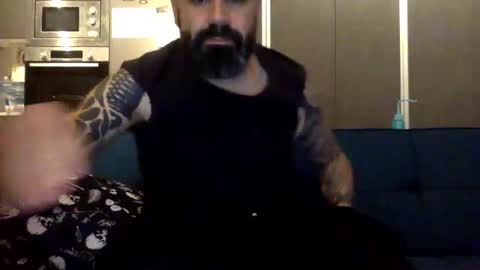 Snapshot of txalkan6060 chatting on February 24, 5:31 pm txalkan6060 online show from February 24, 5:31 pm