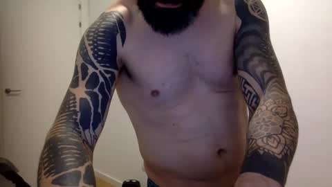 Snapshot of txalkan6060 chatting on February 25, 12:58 am txalkan6060 online show from February 25, 12:58 am