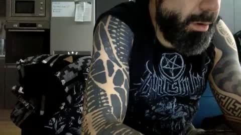 Snapshot of txalkan6060 chatting on February 28, 3:48 pm txalkan6060 online show from February 28, 3:48 pm