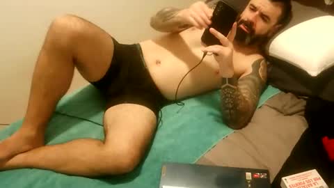 Snapshot of txalkan6060 chatting on October 5, 11:24 pm txalkan6060 online show from October 5, 11:24 pm