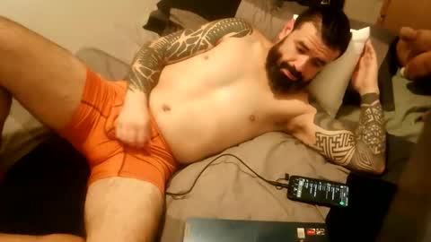 Snapshot of txalkan6060 chatting on October 16, 11:39 pm txalkan6060 online show from October 16, 11:39 pm