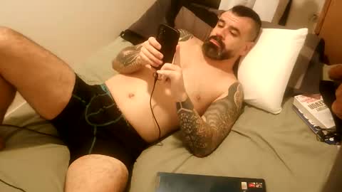 Snapshot of txalkan6060 chatting on October 24, 8:27 pm txalkan6060 online show from October 24, 8:27 pm