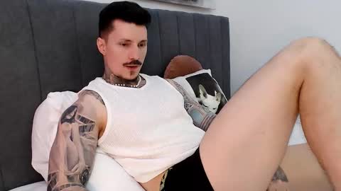 Snapshot of tyagodoll chatting on December 15, 6:34 pm tyagodoll online show from December 15, 6:34 pm