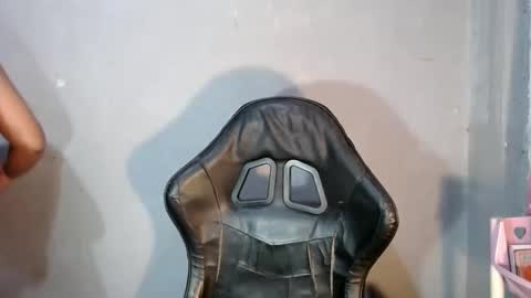 Tyla online show from March 5, 1:01 am