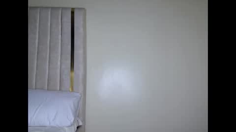 Snapshot of tyla_cerry chatting on November 21, 2:10 am tyla_cerry online show from November 21, 2:10 am