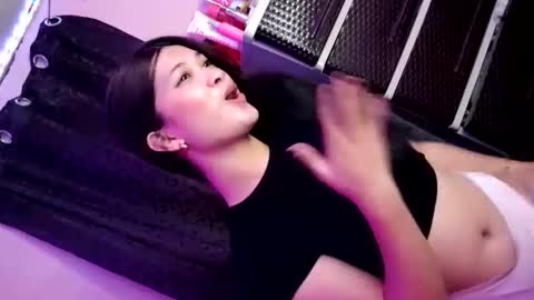 tyladine online show from October 31, 3:35 pm