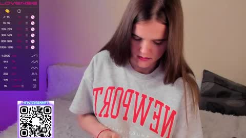 Ema online show from April 19, 8:44 pm