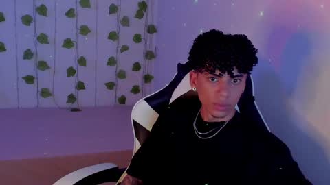 Tyler Garcia  online show from February 1, 4:24 am