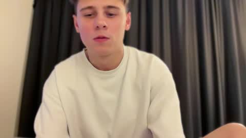 tyler_garrner online show from October 1, 3:51 pm