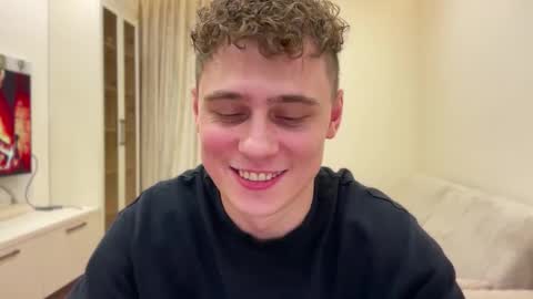 tyler_garrner online show from November 21, 5:22 pm