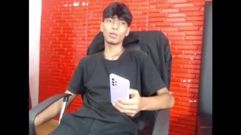 Snapshot of tyler_wolf_1 chatting on October 8, 11:52 am tyler_wolf_1 online show from October 8, 11:52 am