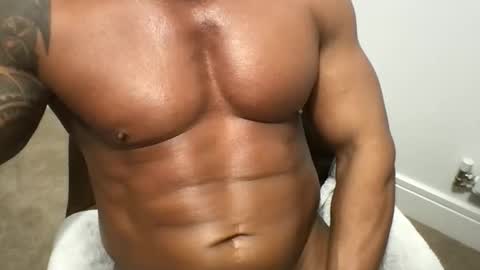 tylermarkd online show from September 25, 9:40 pm