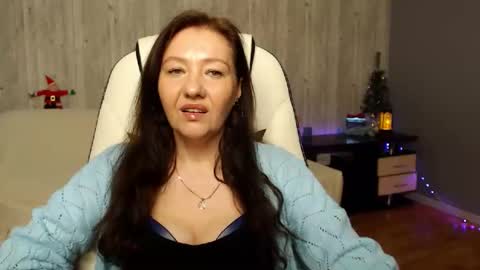 Snapshot of tyramories chatting on December 19, 12:23 pm tyramories online show from December 19, 12:23 pm