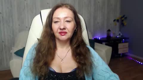 Snapshot of tyramories chatting on October 6, 10:56 am tyramories online show from October 6, 10:56 am