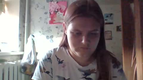 Snapshot of tyuoooy3 chatting on September 16, 3:02 pm Tyuoooy3s online show from September 16, 3:02 pm