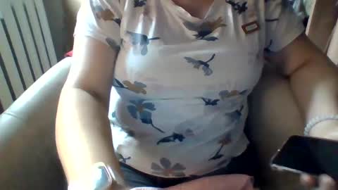 Snapshot of tyuoooy3 chatting on September 26, 2:21 pm Tyuoooy3s online show from September 26, 2:21 pm