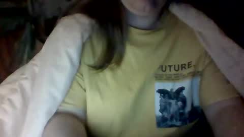 Snapshot of tyuoooy3 chatting on October 1, 2:28 am Tyuoooy3s online show from October 1, 2:28 am