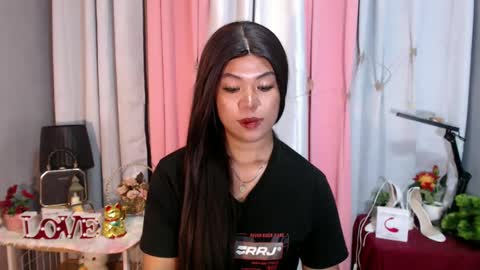 Snapshot of ugly_asianlover chatting on December 21, 10:40 pm rechelle online show from December 21, 10:40 pm