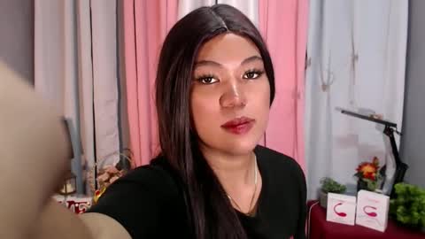 Snapshot of ugly_asianlover chatting on December 23, 5:06 am rechelle online show from December 23, 5:06 am