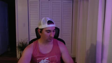 Snapshot of uglyduck3532 chatting on December 3, 5:26 am uglyduck3532 online show from December 3, 5:26 am