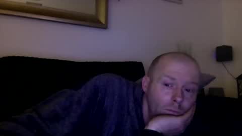 ukmatty3 online show from December 6, 8:40 pm