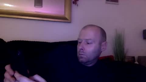 ukmatty3 online show from December 8, 8:36 pm