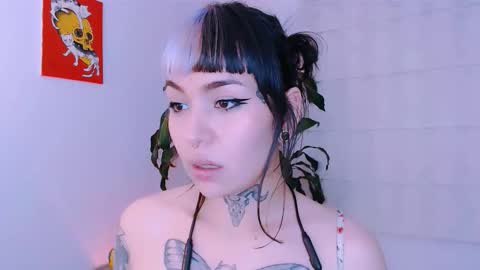 Snapshot of ulala_martina chatting on October 5, 2:43 am Martina online show from October 5, 2:43 am