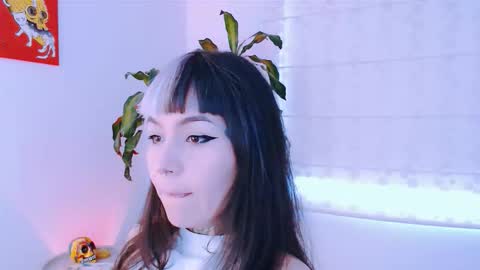Snapshot of ulala_martina chatting on October 5, 10:29 pm Martina online show from October 5, 10:29 pm