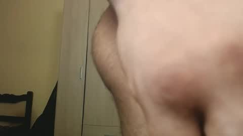 Snapshot of uliseshot450305 chatting on February 18, 7:30 pm Ulises Gomez online show from February 18, 7:30 pm