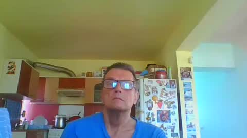 ulmeni4 online show from April 19, 11:09 am