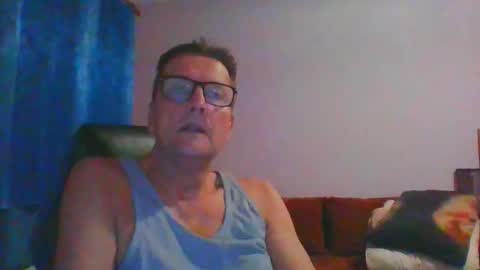 Snapshot of ulmeni7 chatting on November 23, 6:52 pm ulmeni7 online show from November 23, 6:52 pm