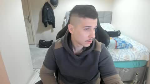 Snapshot of ulxer chatting on February 16, 8:00 pm hi im mike tyson -  online show from February 16, 8:00 pm