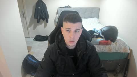 Snapshot of ulxer chatting on February 28, 8:39 pm hi im mike tyson -  online show from February 28, 8:39 pm