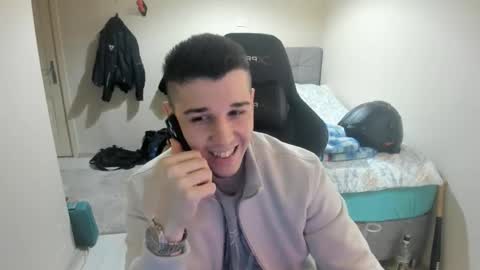 Snapshot of ulxer chatting on March 12, 8:10 pm hi im mike tyson -  online show from March 12, 8:10 pm