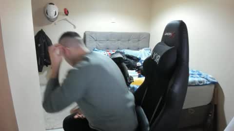 hi im mike tyson -  online show from February 14, 8:05 pm