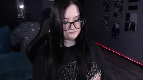 Julia online show from February 3, 9:30 am