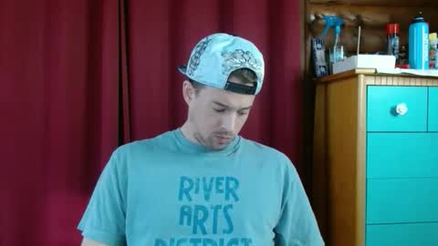 Snapshot of umphreak42 chatting on November 23, 7:02 pm Andrew online show from November 23, 7:02 pm