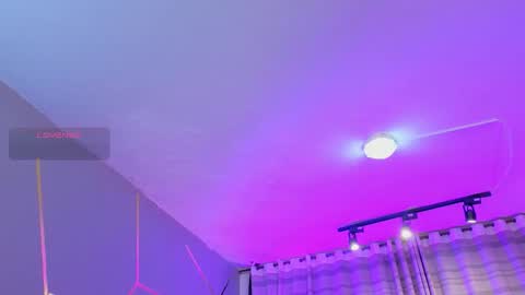 un_sluttyy online show from November 24, 11:43 am