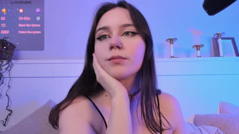 Snapshot of una_medisson chatting on February 4, 12:44 pm Una online show from February 4, 12:44 pm