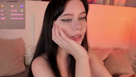 Snapshot of una_medisson chatting on November 7, 12:49 pm Una online show from November 7, 12:49 pm